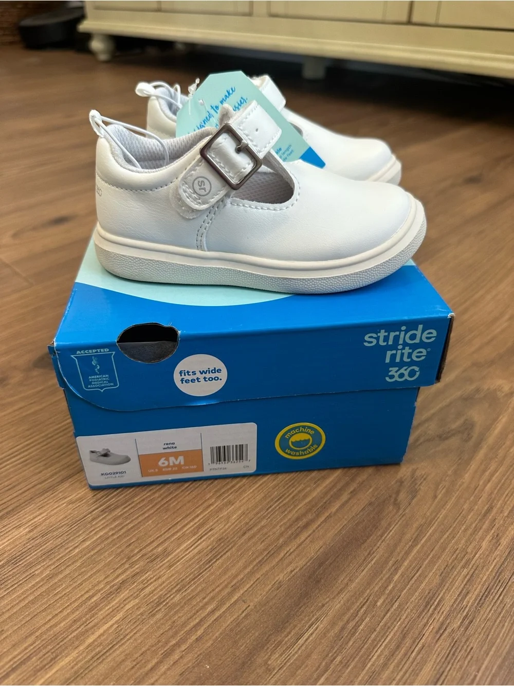 Stride Rite Girls White T-Strap Buckle Mary Jane Shoes